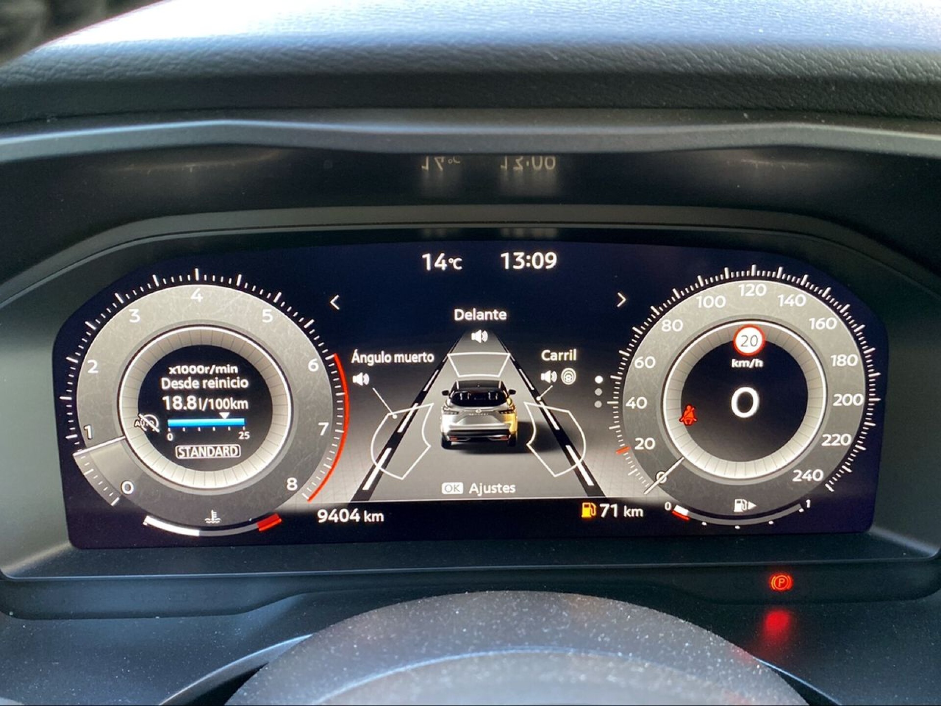 Foto 12 del anuncio Nissan Qashqai DIG-T 103kW N-Connecta  de Ocasión en Madrid