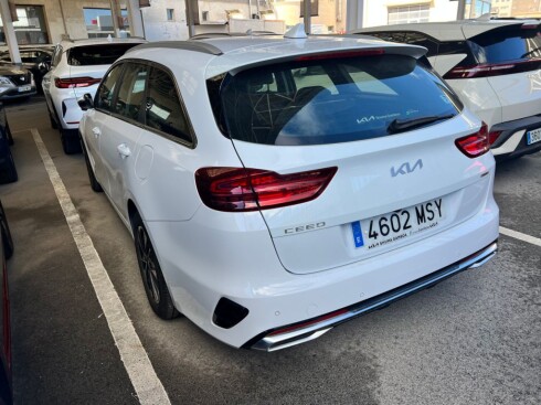 Foto impresión del anuncio Kia Ceed Tourer 1.6 GDi PHEV 104kW (141CV) eDrive  de Ocasión en Madrid