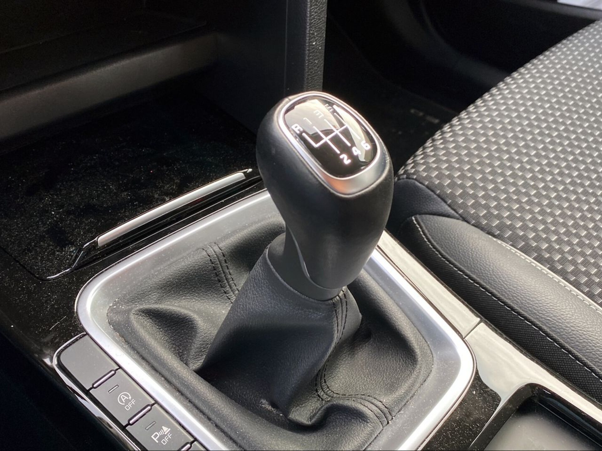 Foto 13 del anuncio Kia XCeed 1.4 T-GDi Tech 103kW (140CV)  de Ocasión en Madrid