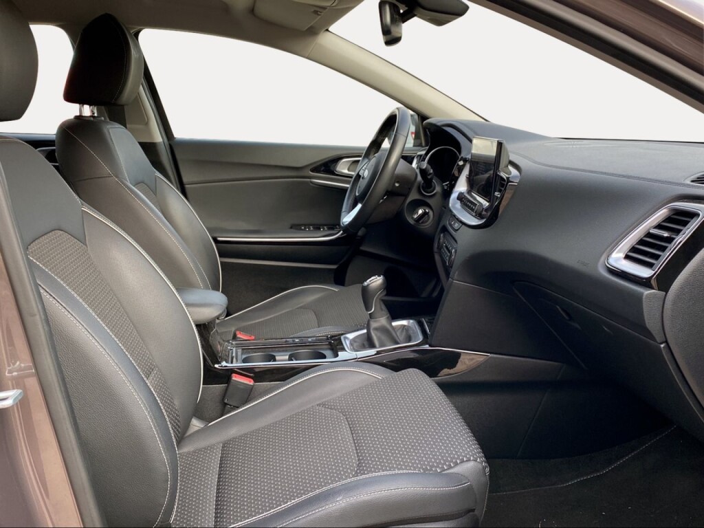 Foto 6 del anuncio Kia XCeed 1.4 T-GDi Tech 103kW (140CV)  de Ocasión en Madrid