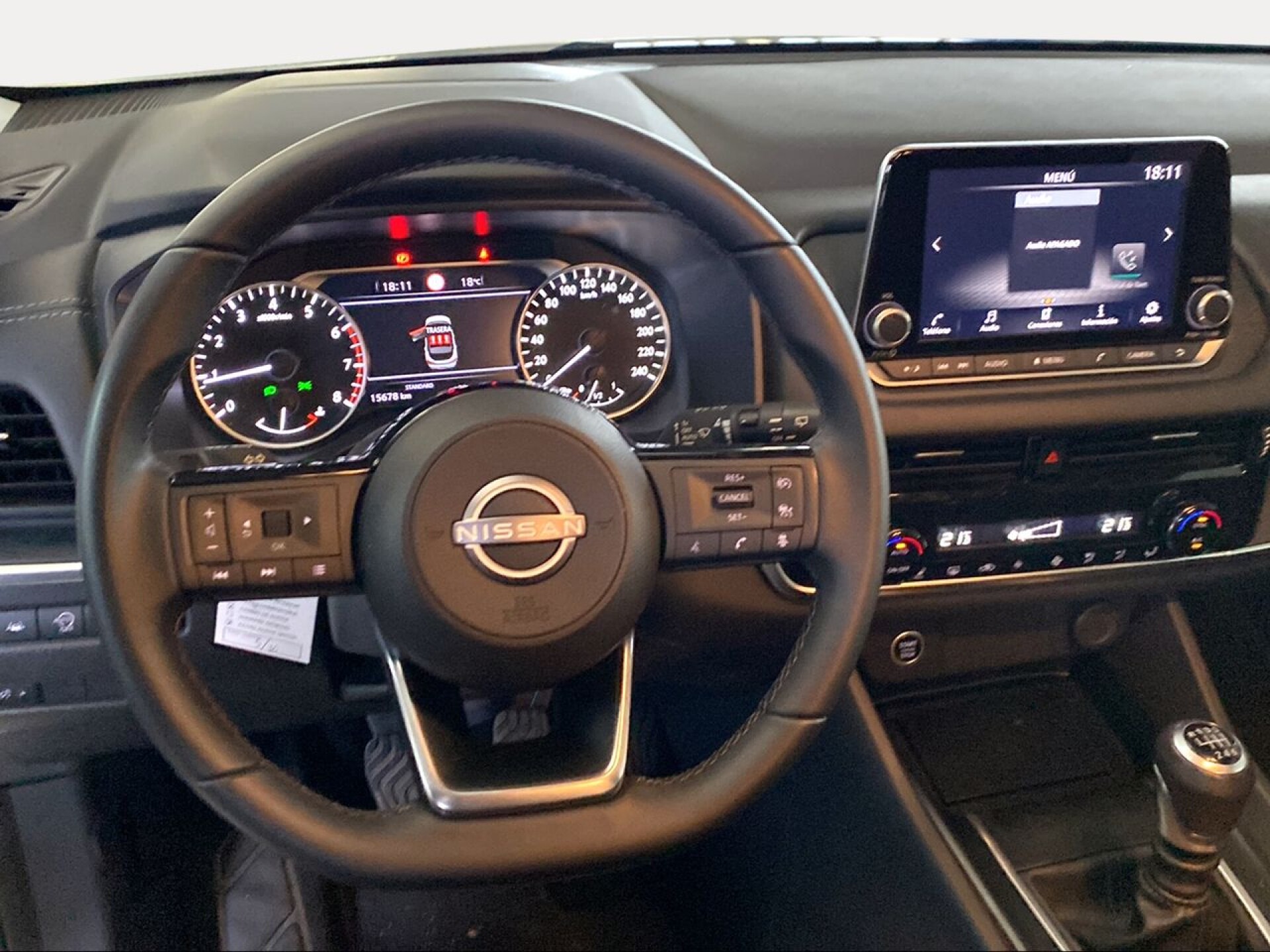 Foto 11 del anuncio Nissan Qashqai DIG-T 103kW (140CV) mHEV 4x2 Acenta  de Ocasión en Madrid