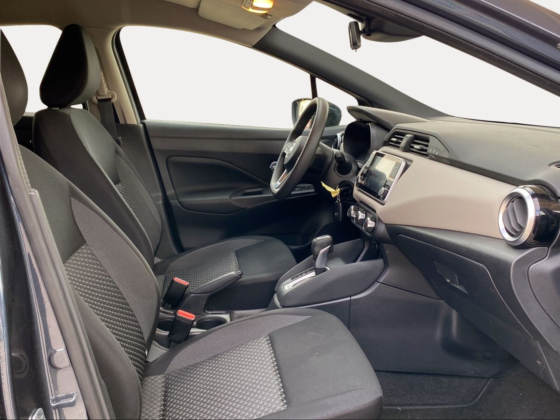 Foto 7 del anuncio Nissan Micra IG-T 68 kW (92 CV) E6D-F CVT Acenta  de Ocasión en Madrid