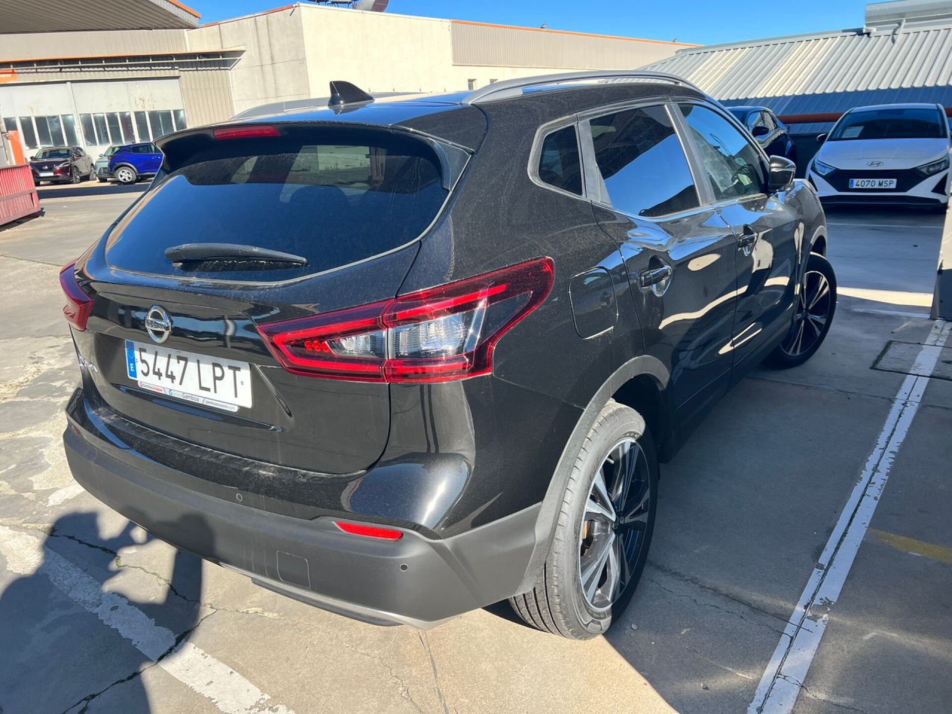 Foto 3 del anuncio Nissan Qashqai DIG-T 103 kW (140 CV) E6D N-CONNECTA  de Ocasión en Madrid