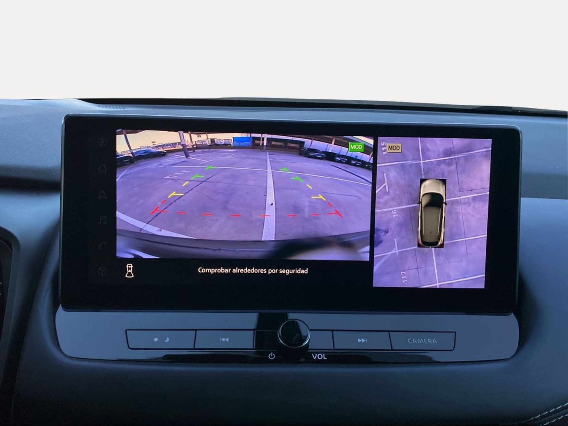 Foto 17 del anuncio Nissan Qashqai DIG-T 116kW Xtronic N-Connecta  de Ocasión en Madrid