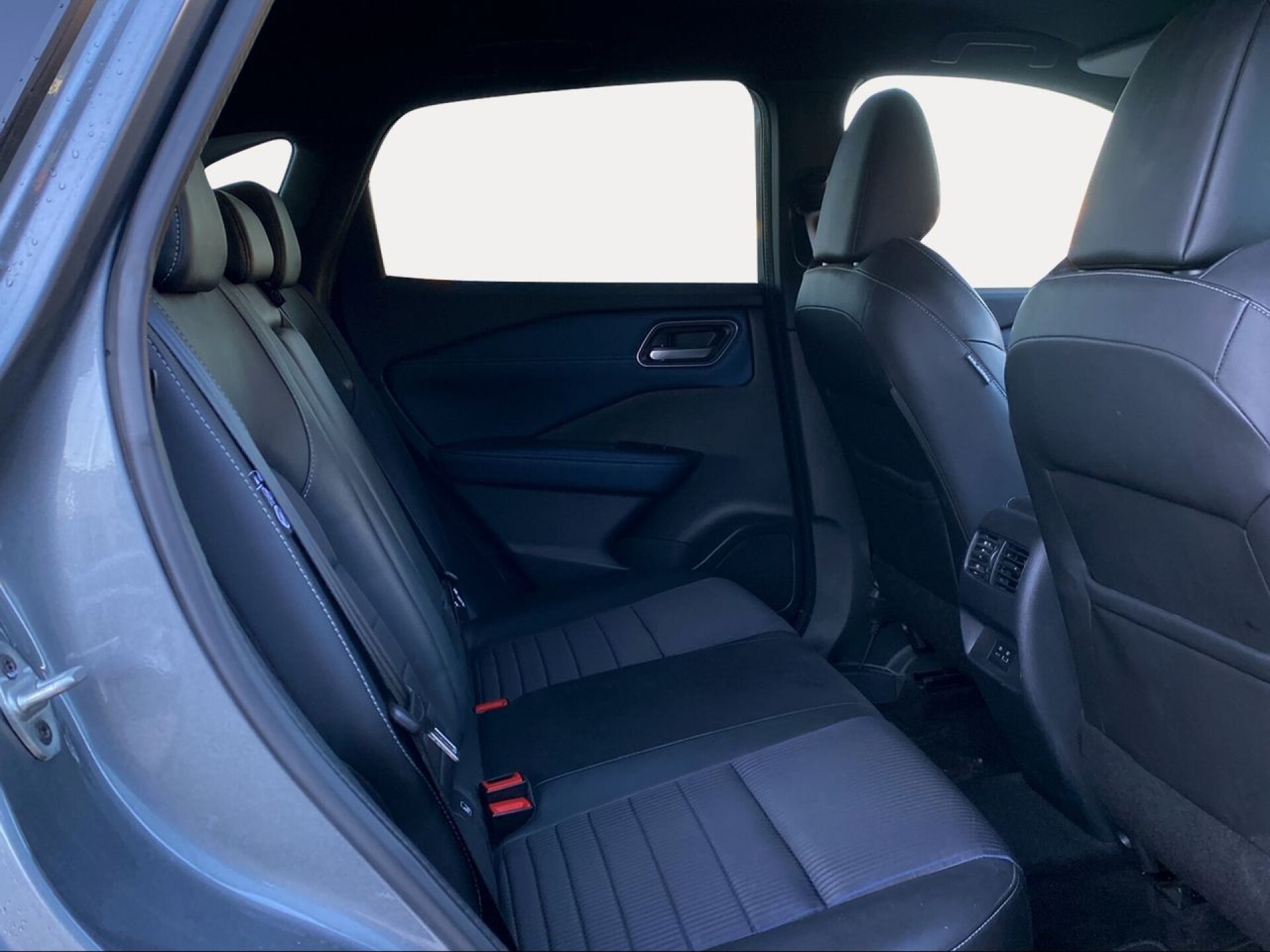 Foto 9 del anuncio Nissan Qashqai DIG-T 116kW Xtronic N-Connecta  de Ocasión en Madrid