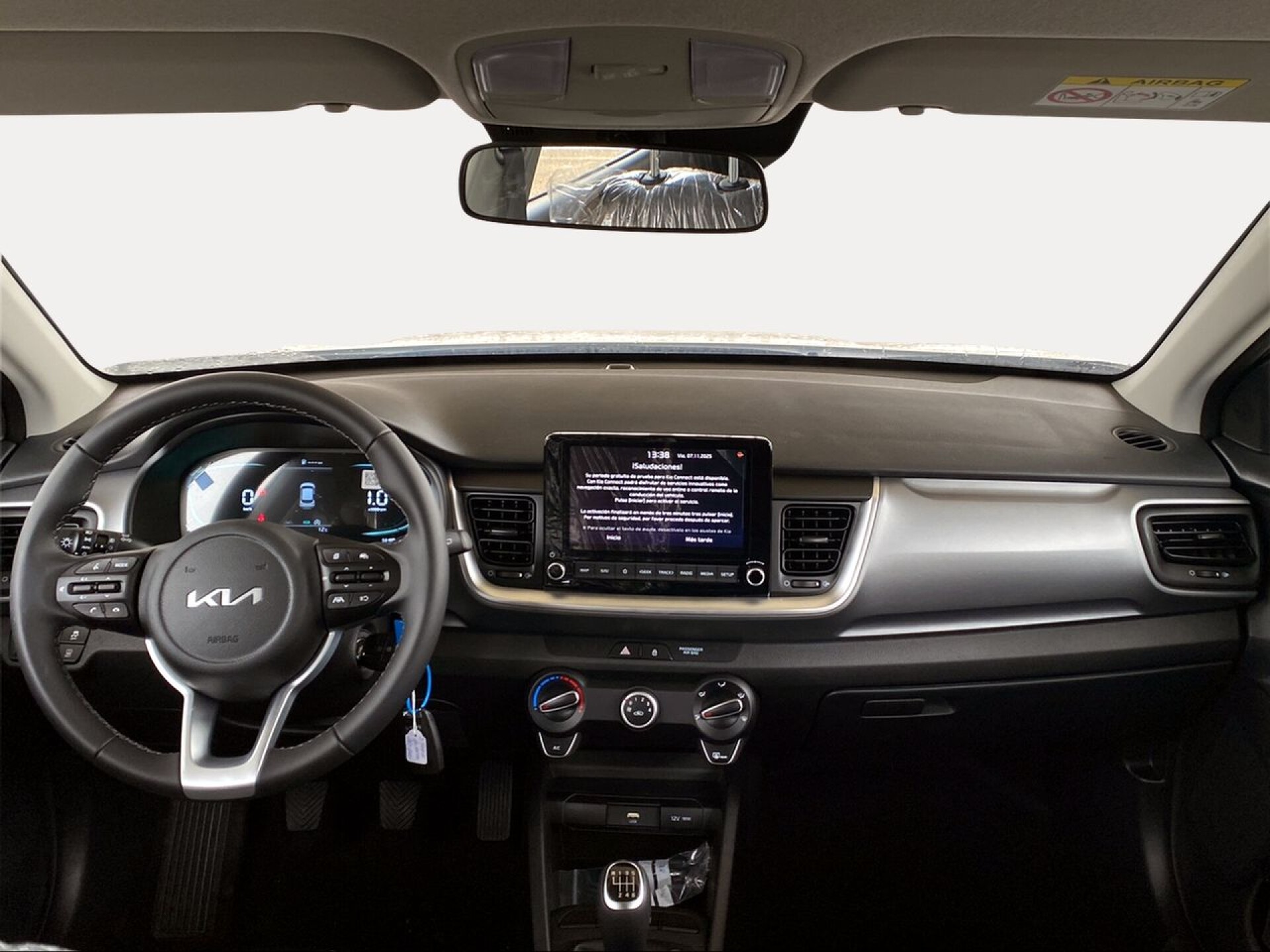 Foto 10 del anuncio Kia Stonic 1.0 T-GDi 74kW (100CV) MHEV MT Concept  de Ocasión en Madrid