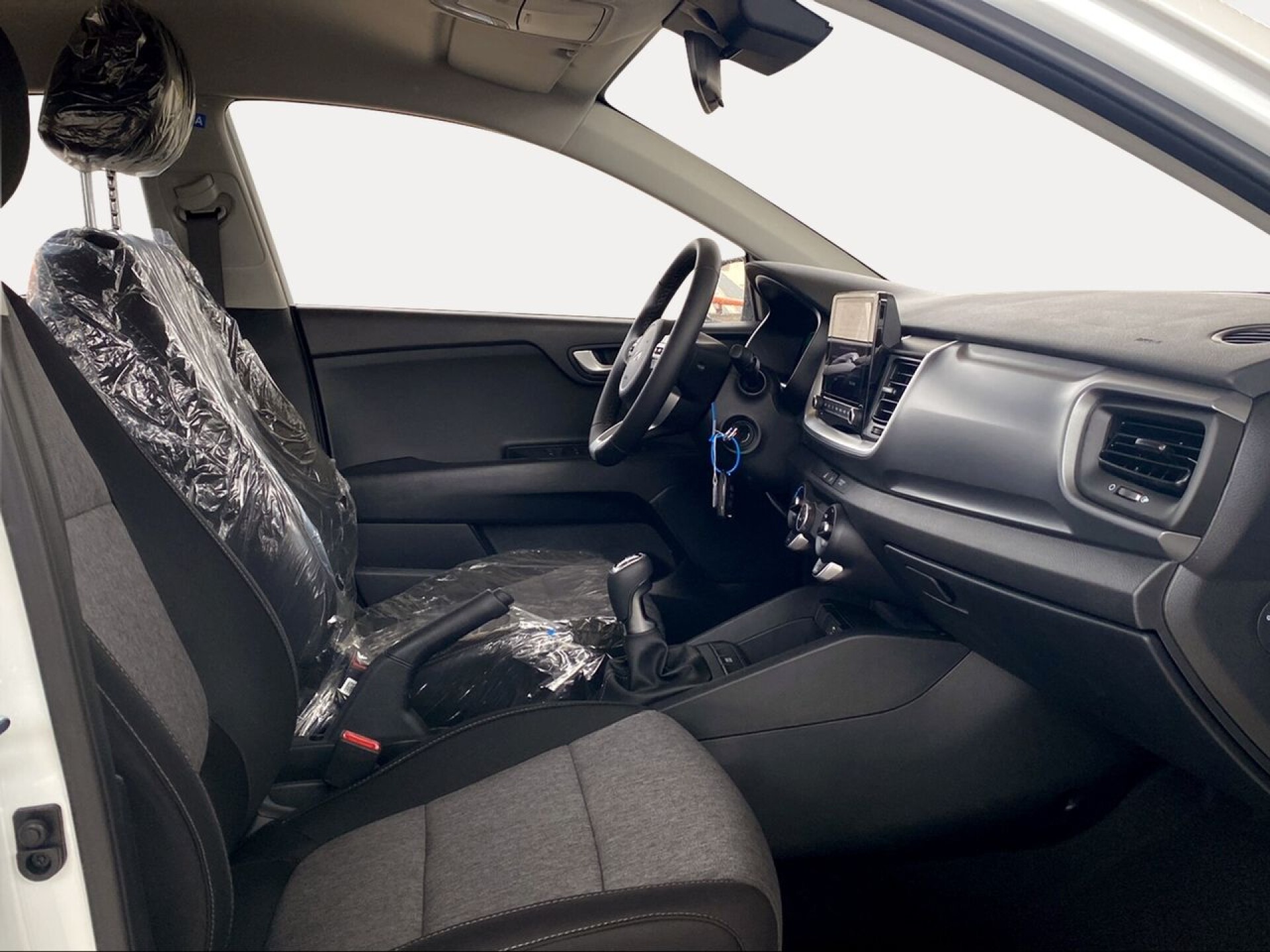 Foto 7 del anuncio Kia Stonic 1.0 T-GDi 74kW (100CV) MHEV MT Concept  de Ocasión en Madrid