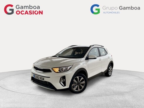 Foto principal del anuncio Kia Stonic 1.0 T-GDi 74kW (100CV) MHEV MT Concept  de Ocasión en Madrid