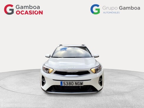 Foto impresión del anuncio Kia Stonic 1.0 T-GDi 74kW (100CV) MHEV MT Concept de Ocasión en Madrid Foto impresión del anuncio Kia Stonic 1.0 T-GDi 74kW (100CV) MHEV MT Concept de Ocasión en Madrid