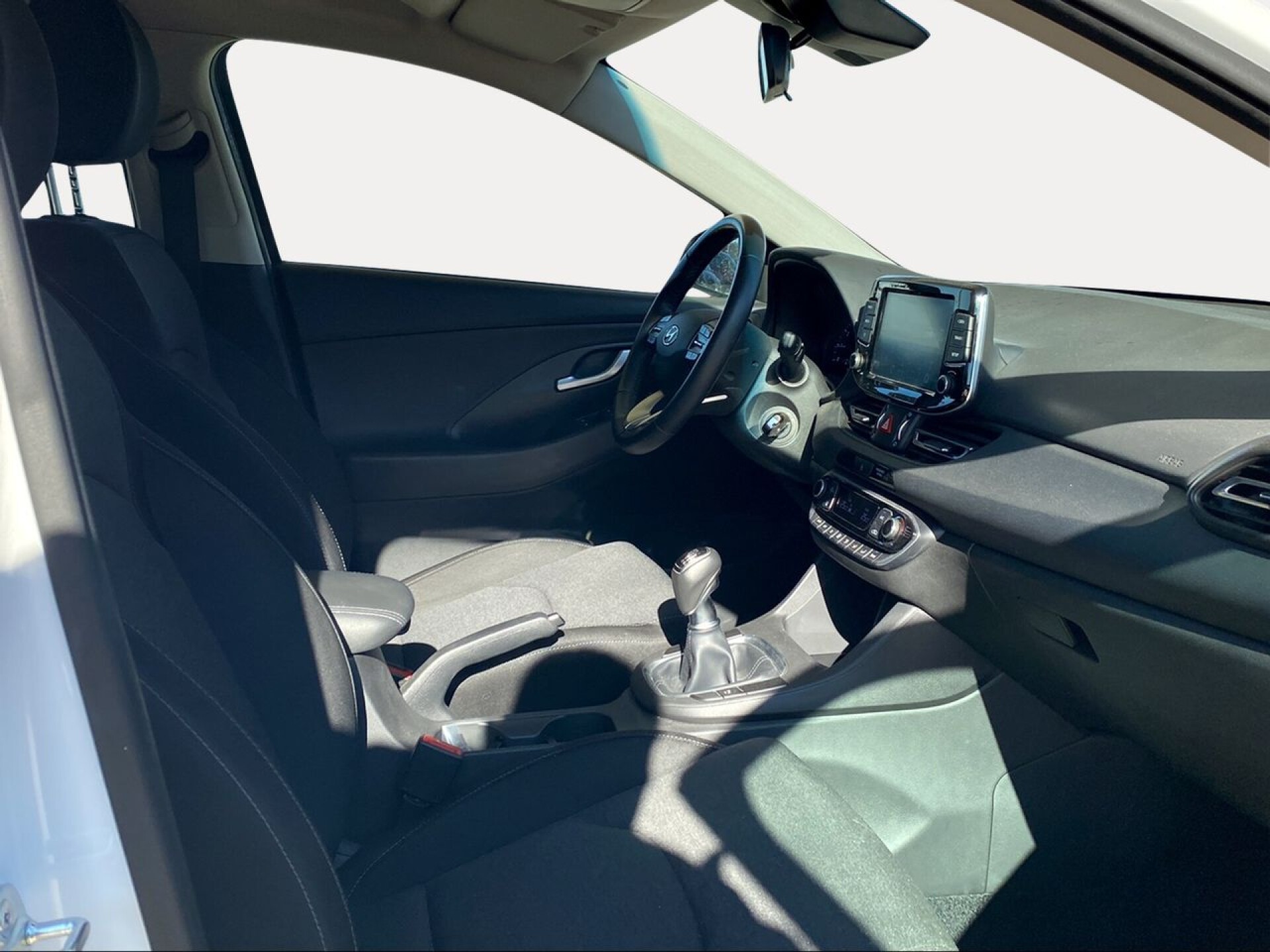 Foto 7 del anuncio Hyundai i30 1.5 DPI Klass SLX  de Ocasión en Madrid