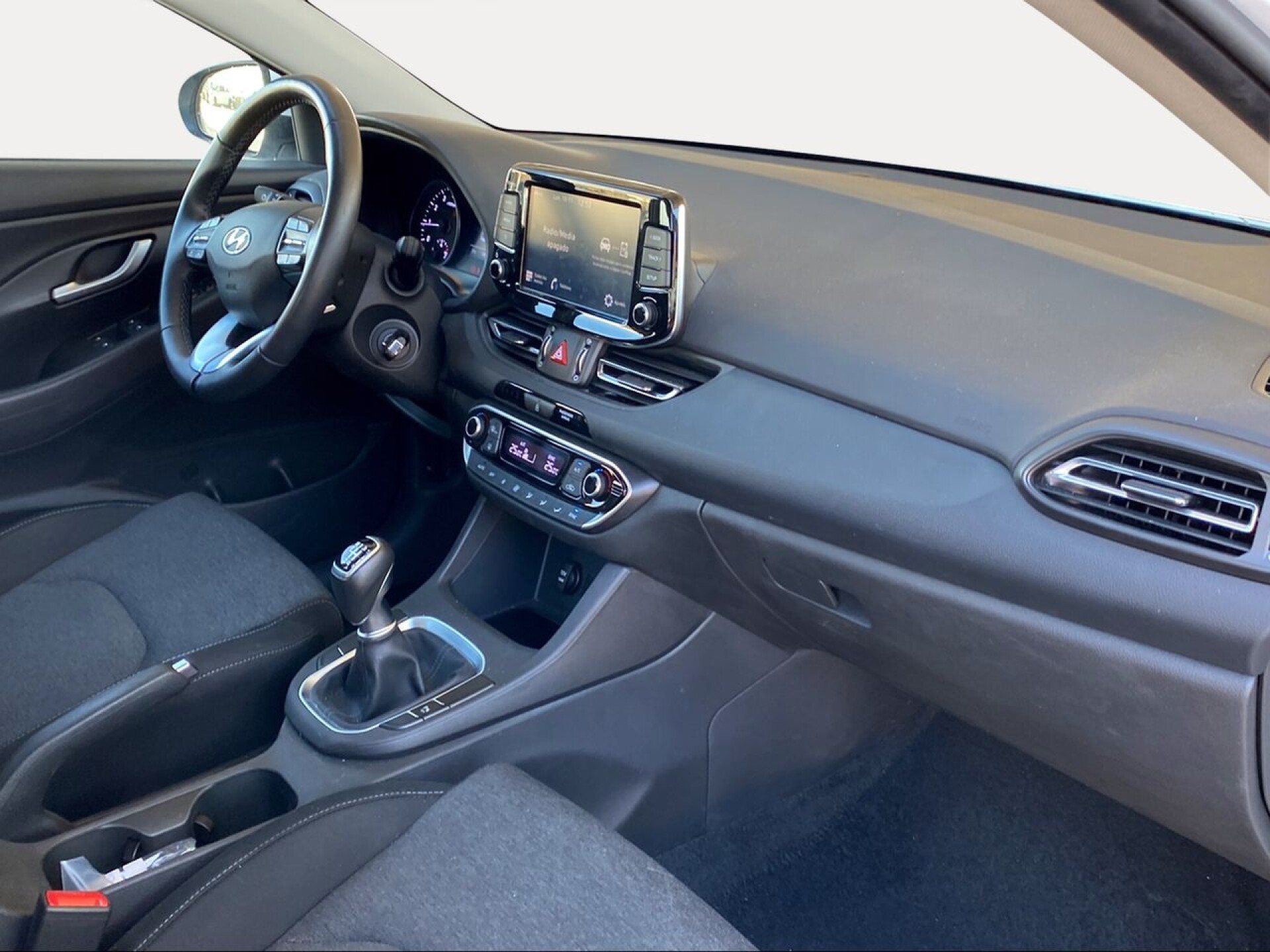 Foto 8 del anuncio Hyundai i30 1.5 DPI Klass SLX  de Ocasión en Madrid