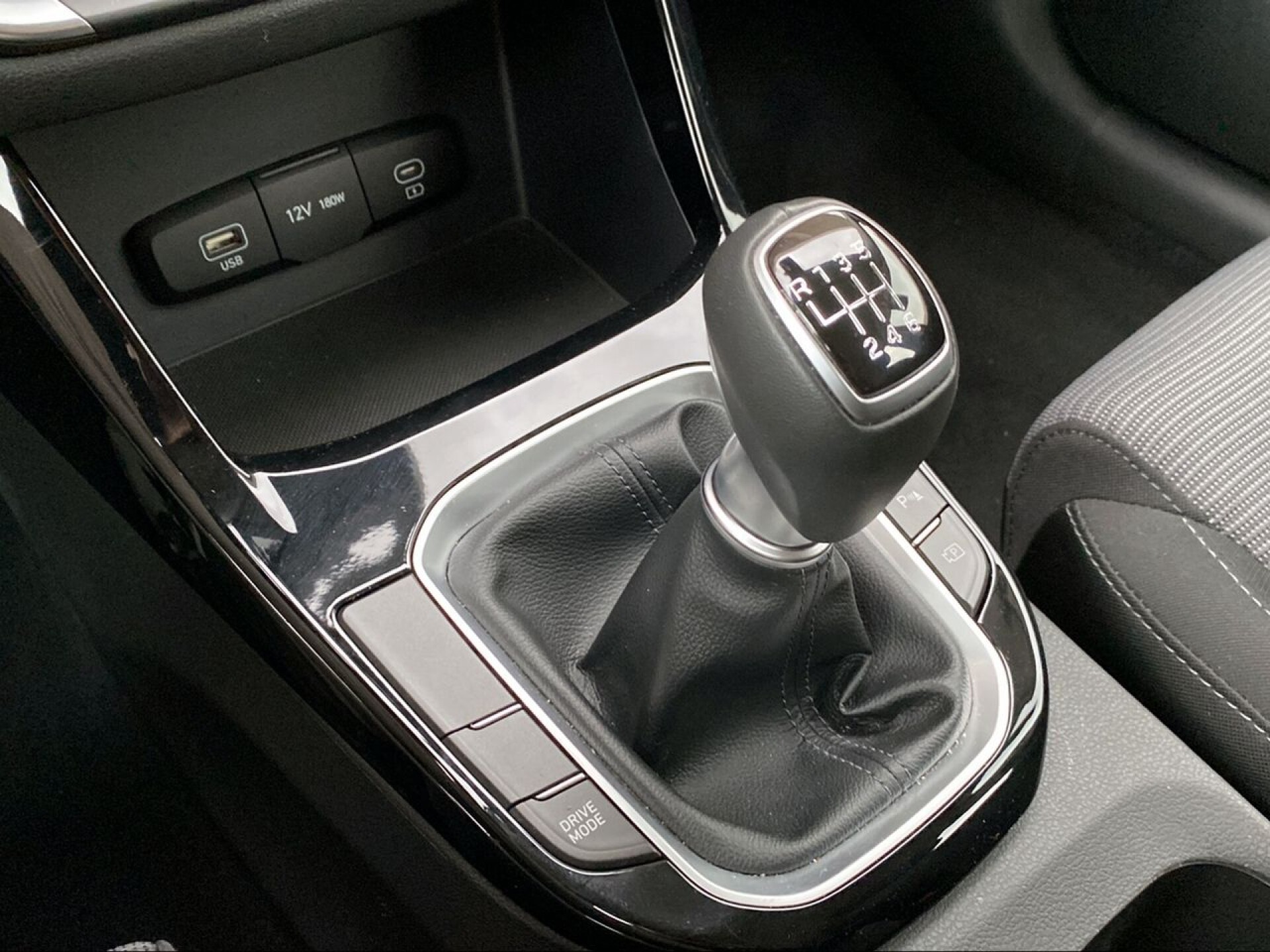 Foto 14 del anuncio Hyundai i30 1.0 TGDI 48V Klass  de Ocasión en Madrid