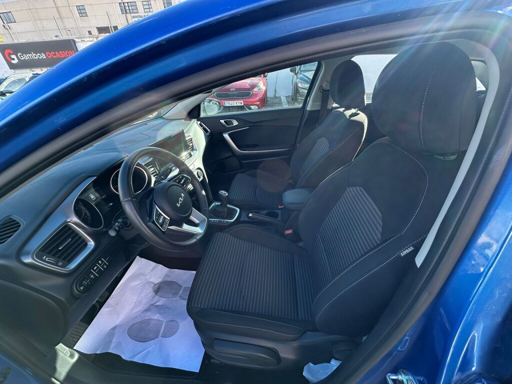 Foto 4 del anuncio Kia Ceed 1.0 T-GDi 74kW (100CV) Drive  de Ocasión en Madrid