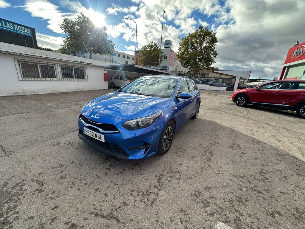 Foto impresión del anuncio Kia Ceed 1.0 T-GDi 74kW (100CV) Drive  de Ocasión en Madrid Foto impresión del anuncio Kia Ceed 1.0 T-GDi 74kW (100CV) Drive  de Ocasión en Madrid