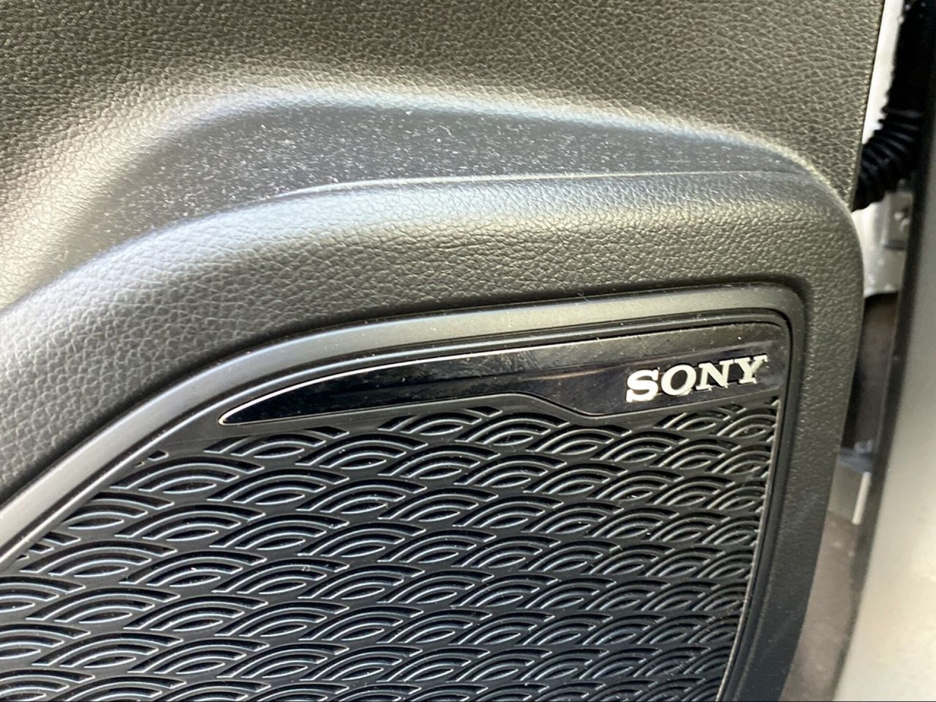 Foto 21 del anuncio Omoda 5 MY25 - Premium 1.6 TGDI 108kW (145cv)  de Ocasión en Madrid