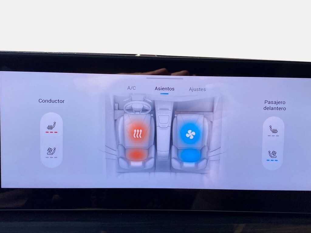 Foto 16 del anuncio Omoda 5 MY25 - Premium 1.6 TGDI 108kW (145cv)  de Ocasión en Madrid