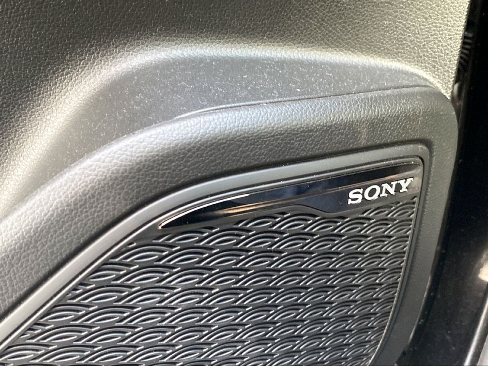 Foto 18 del anuncio Omoda 5 MY25 - Premium 1.6 TGDI 108kW (145cv)  de Ocasión en Madrid