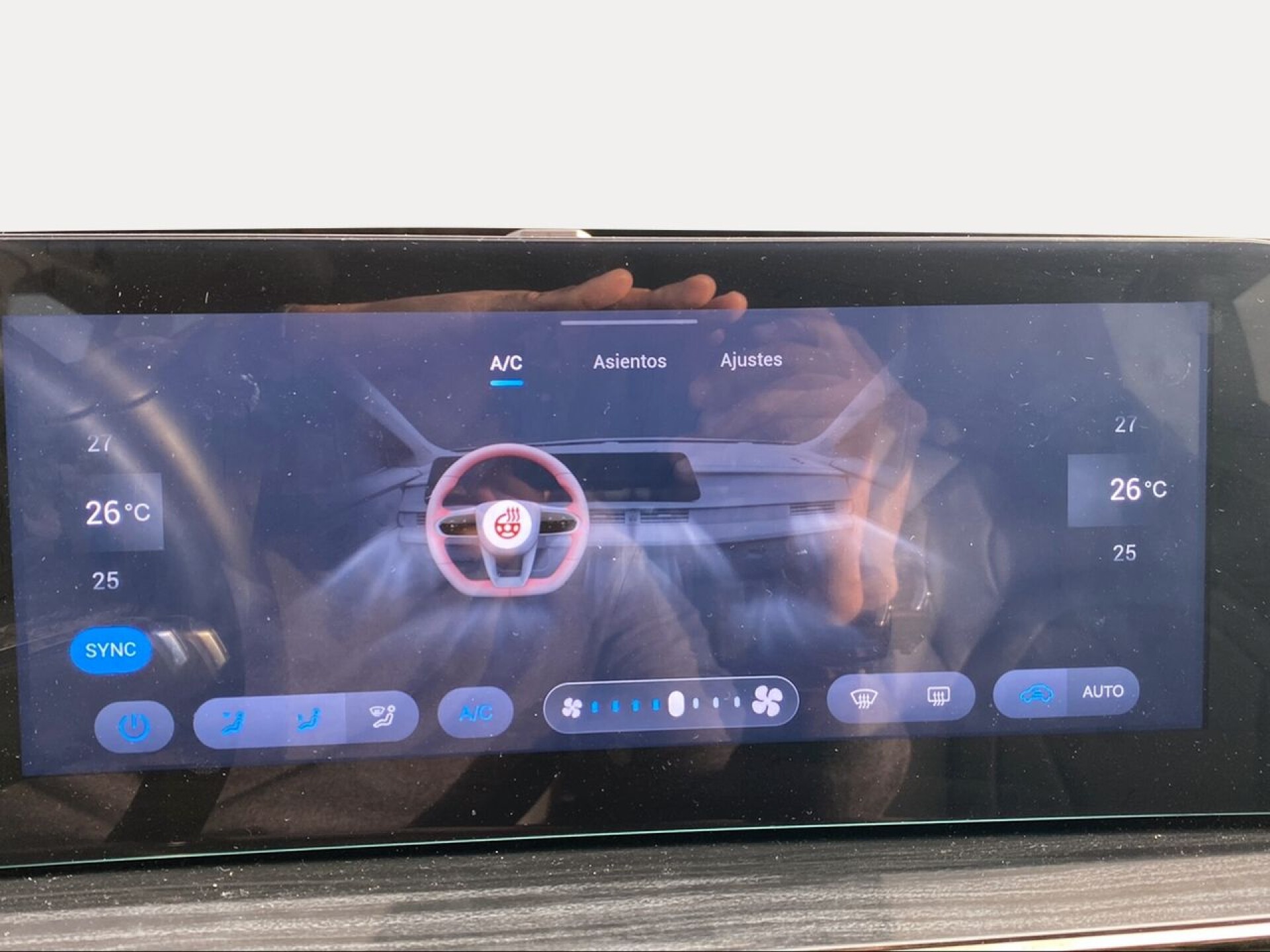 Foto 16 del anuncio Omoda 5 MY25 - Premium 1.6 TGDI 108kW (145cv)  de Ocasión en Madrid