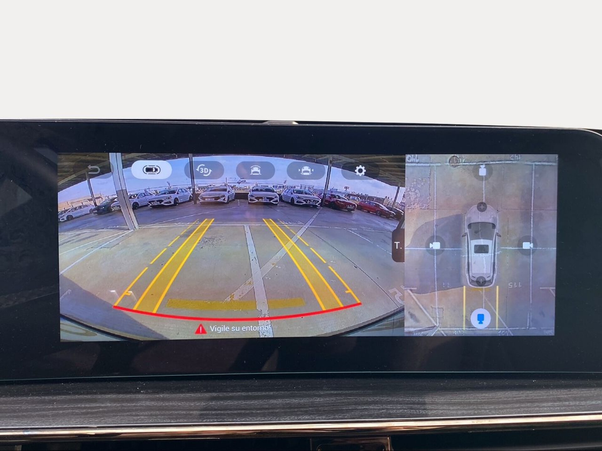 Foto 18 del anuncio Omoda 5 MY25 - Premium 1.6 TGDI 108kW (145cv)  de Ocasión en Madrid