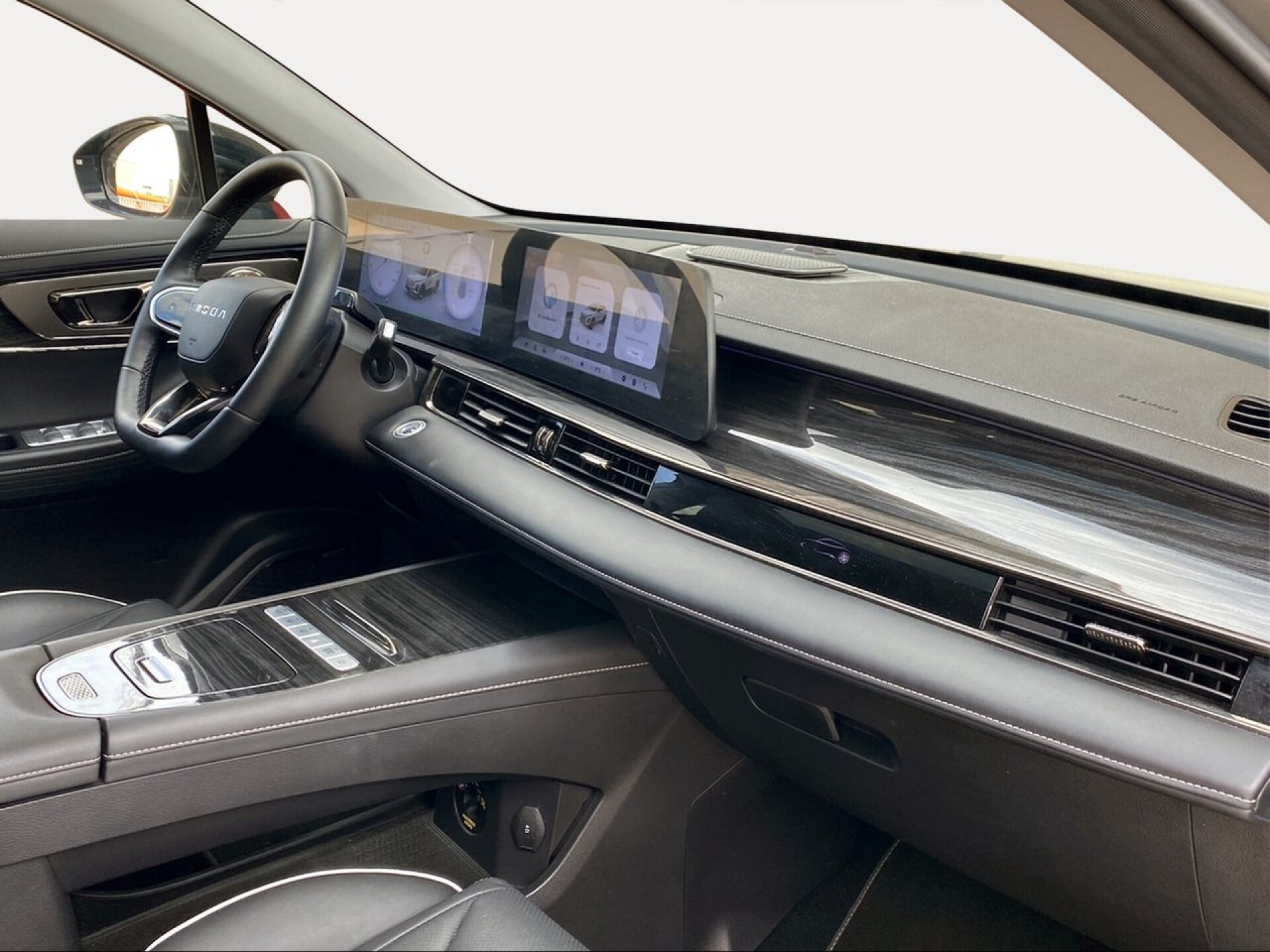 Foto 8 del anuncio Omoda 5 MY25 - Premium 1.6 TGDI 108kW (145cv)  de Ocasión en Madrid