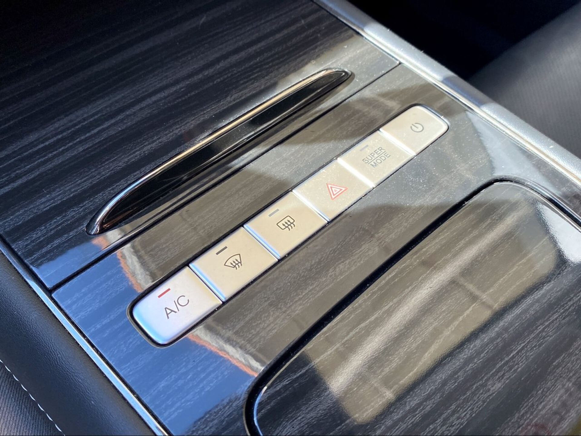 Foto 16 del anuncio Omoda 5 MY25 - Premium 1.6 TGDI 108kW (145cv)  de Ocasión en Madrid