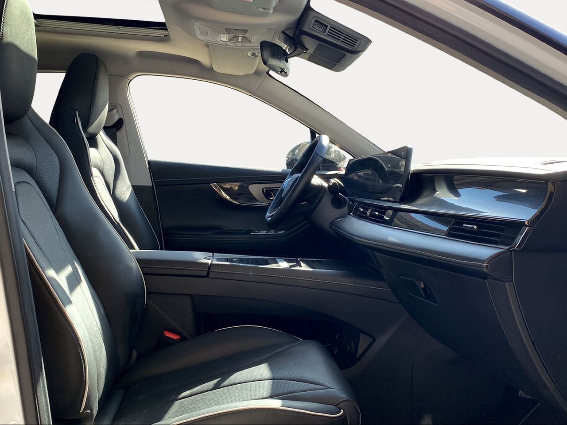 Foto 7 del anuncio Omoda 5 MY25 - Premium 1.6 TGDI 108kW (145cv)  de Ocasión en Madrid