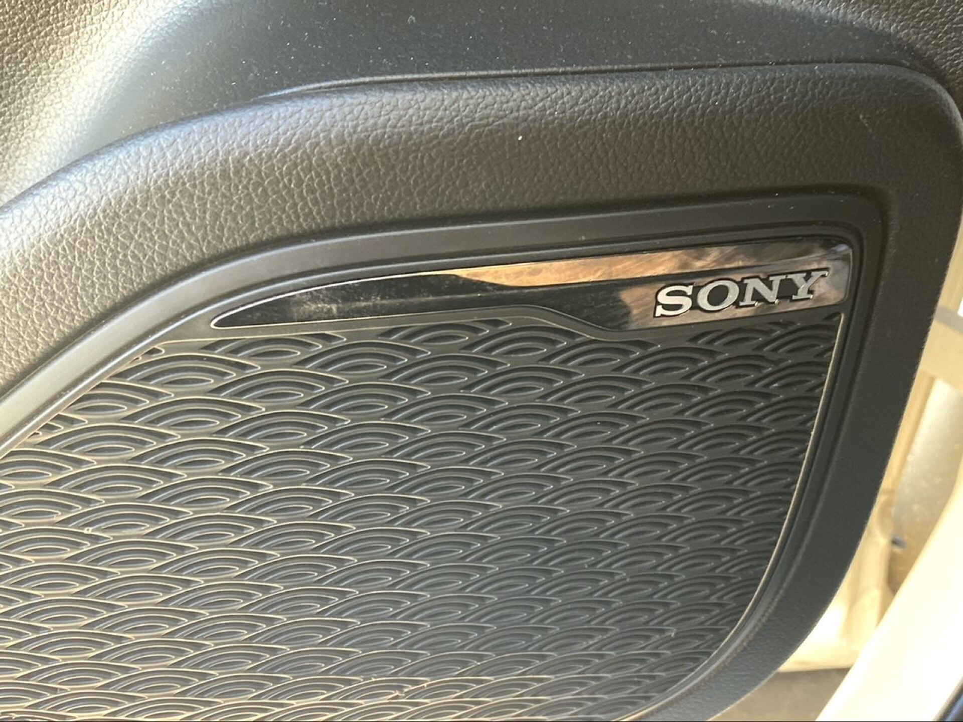 Foto 20 del anuncio Omoda 5 MY25 - Premium 1.6 TGDI 108kW (145cv)  de Ocasión en Madrid