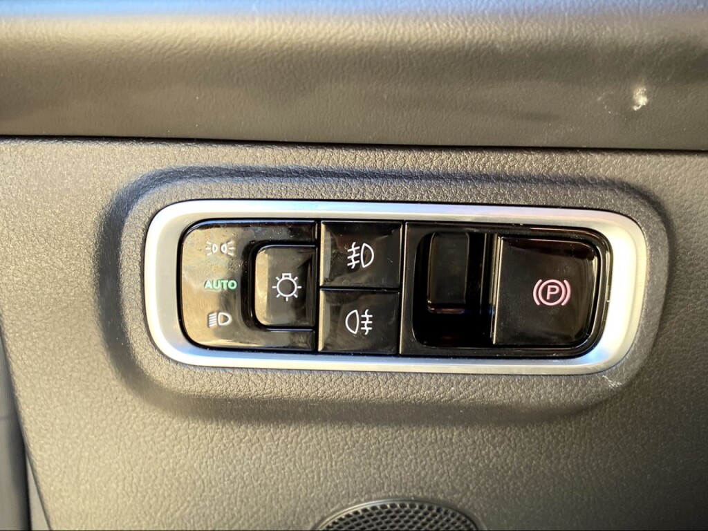 Foto 19 del anuncio Omoda 5 MY25 - Premium 1.6 TGDI 108kW (145cv)  de Ocasión en Madrid