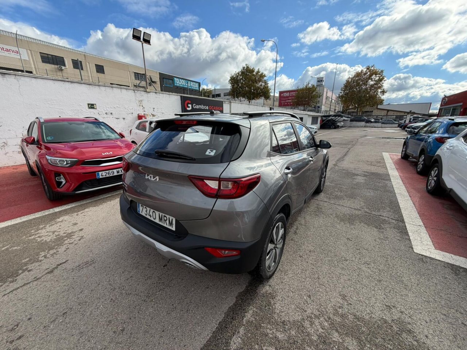 Foto 2 del anuncio Kia Stonic 1.0 T-GDi 74kW (100CV) MHEV MT Concept  de Ocasión en Madrid