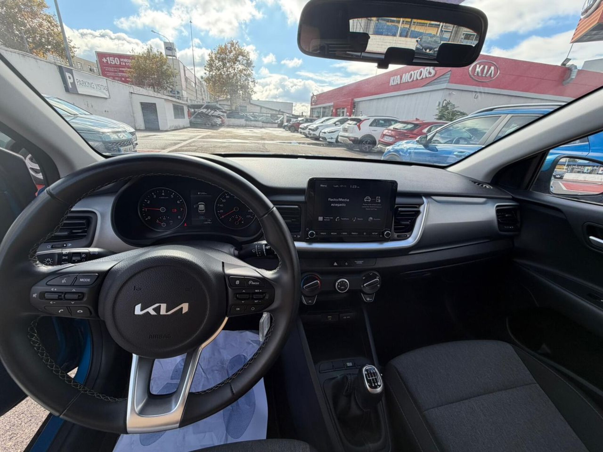 Foto 6 del anuncio Kia Stonic 1.0 T-GDi 74kW (100CV) MHEV MT Concept  de Ocasión en Madrid