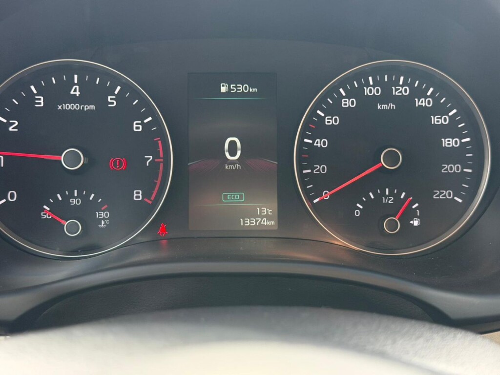 Foto 9 del anuncio Kia Stonic 1.0 T-GDi 74kW (100CV) MHEV MT Concept  de Ocasión en Madrid