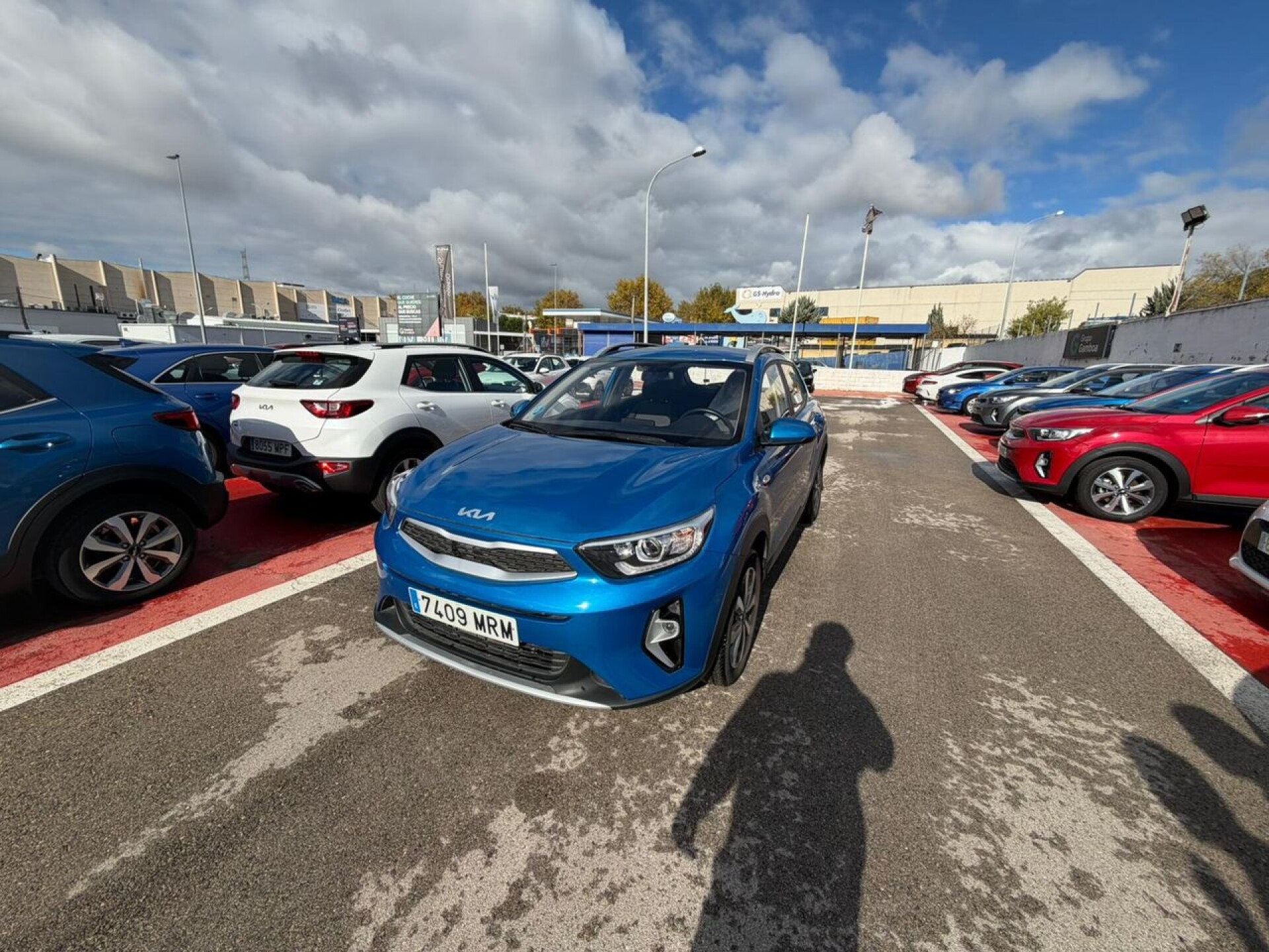 Foto principal del anuncio Kia Stonic 1.0 T-GDi 74kW (100CV) MHEV MT Concept  de Ocasión en Madrid