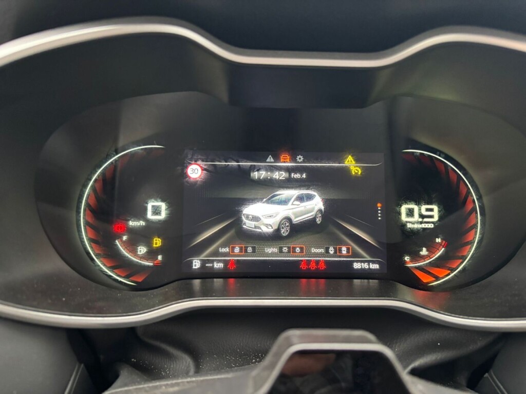 Foto 14 del anuncio MG ZS 1.5 Luxury  de Ocasión en Madrid