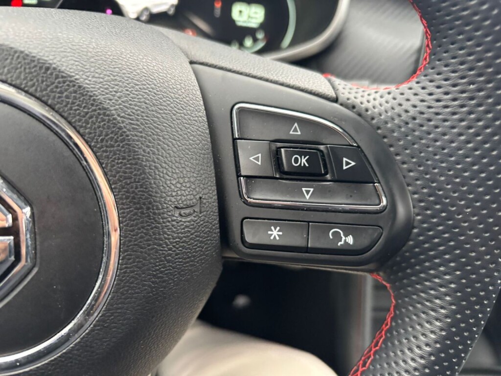 Foto 15 del anuncio MG ZS 1.5 Luxury  de Ocasión en Madrid