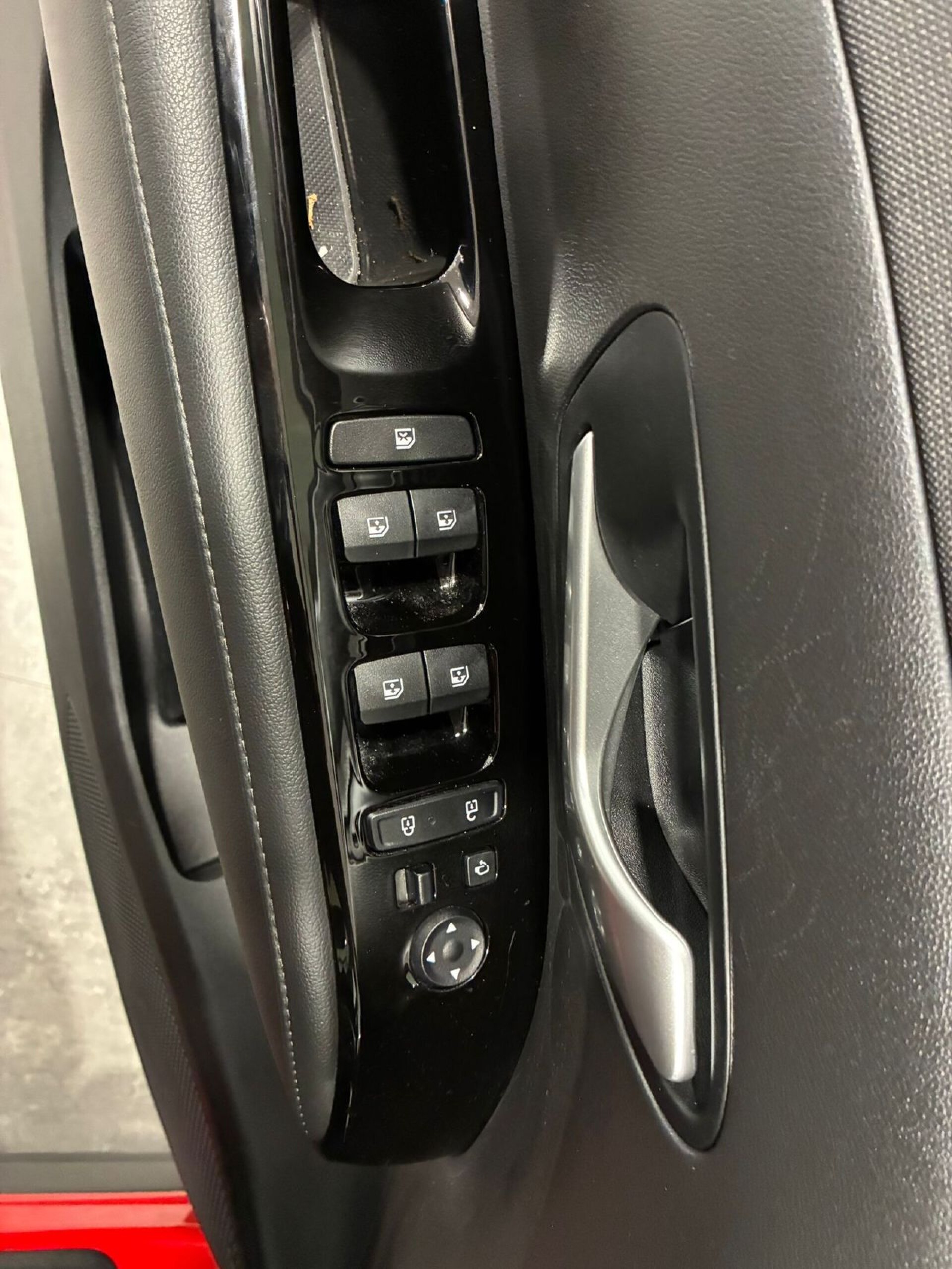 Foto 12 del anuncio Hyundai Tucson 1.6 TGDI PHEV 195kW Tecno Sky Auto 4x4  de Ocasión en Madrid