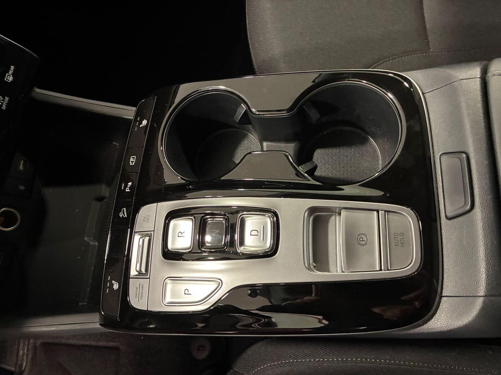 Foto 13 del anuncio Hyundai Tucson 1.6 TGDI PHEV 195kW Tecno Sky Auto 4x4  de Ocasión en Madrid