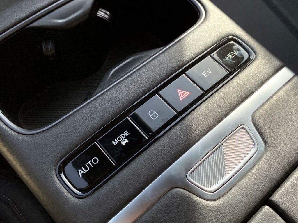 Foto 16 del anuncio Jaecoo 7 PHEV Select 1.5 TGDI+1DHT 255kW FWD  de Ocasión en Madrid