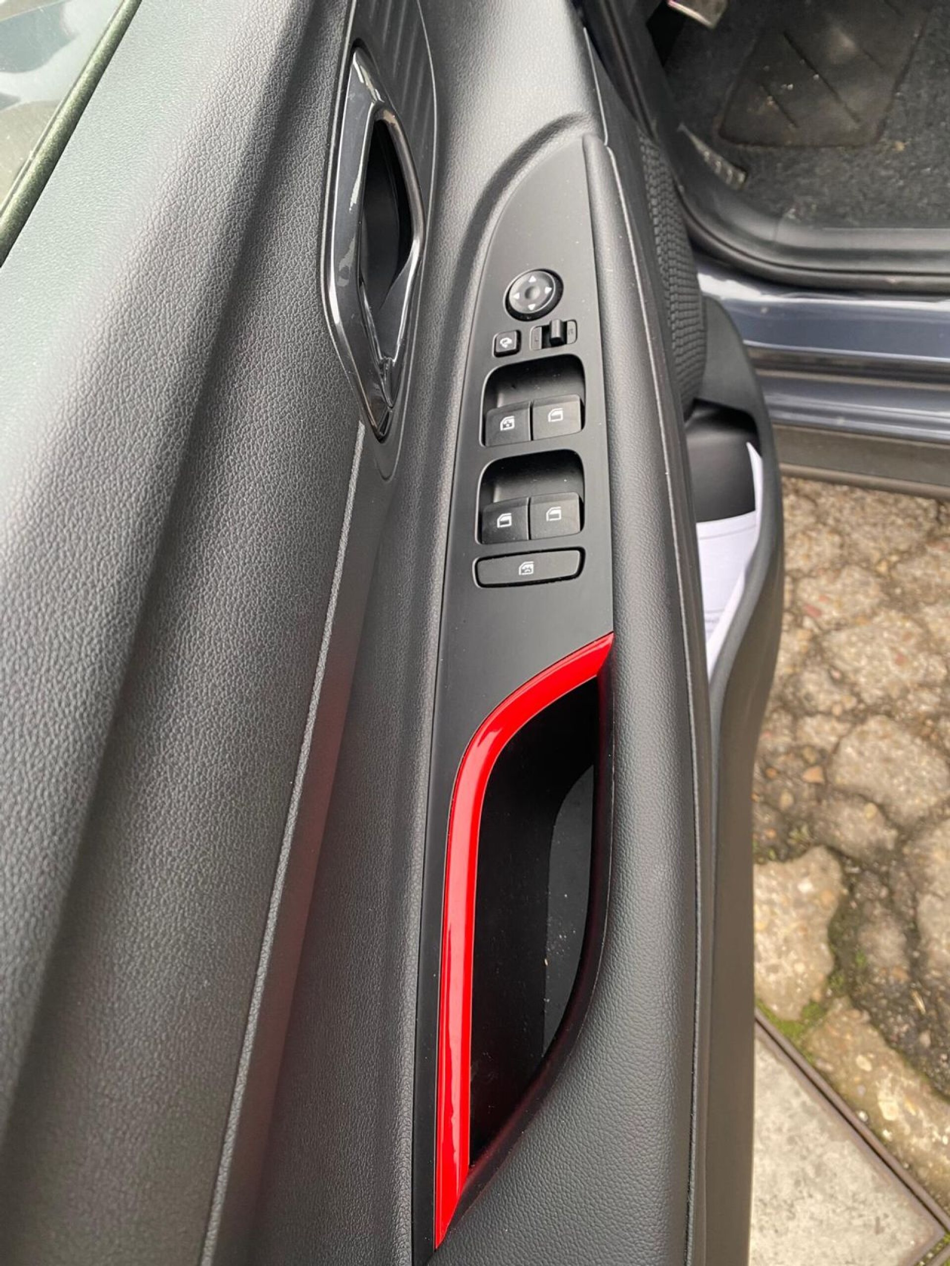 Foto 7 del anuncio Hyundai i20 1.0 TGDI 48V N Line  de Ocasión en Madrid