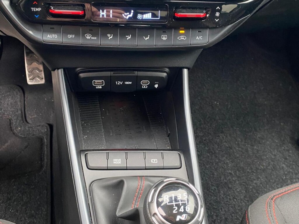 Foto 11 del anuncio Hyundai i20 1.0 TGDI 48V N Line  de Ocasión en Madrid