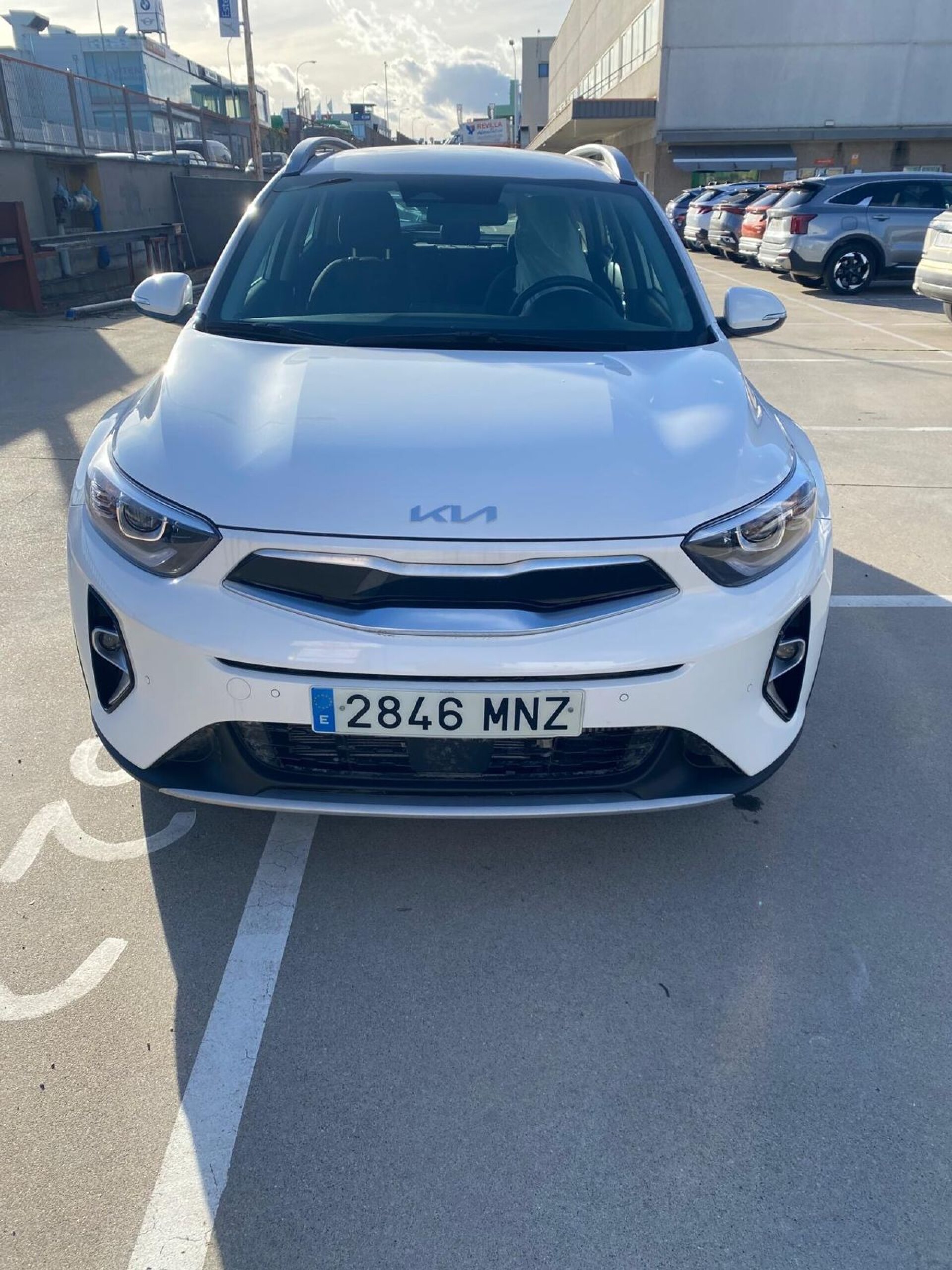 Foto 4 del anuncio Kia Stonic 1.0 T-GDi 74kW (100CV) MHEV MT Drive  de Ocasión en Madrid