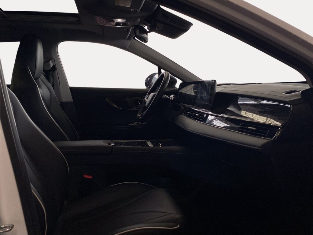 Foto 7 del anuncio Omoda 5 EV EV 61 kWh Premium  de Ocasión en Madrid