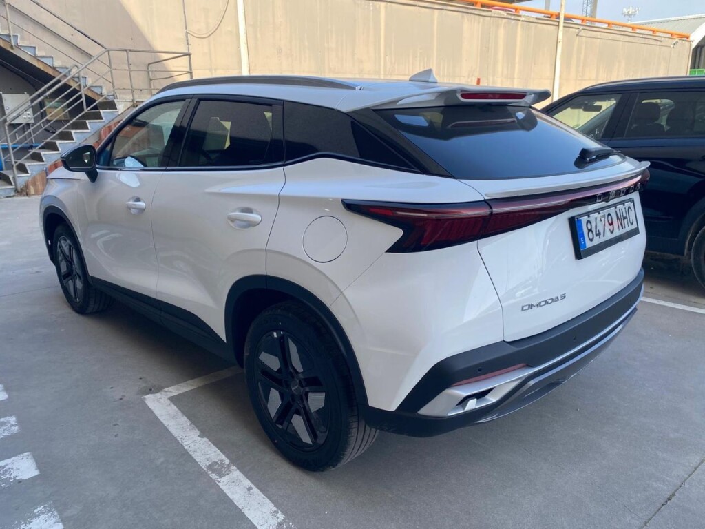 Foto 2 del anuncio Omoda 5 Comfort 1.6 TGDI 108kW (145cv)  de Ocasión en Madrid