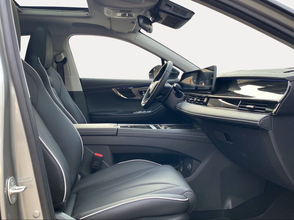 Foto 7 del anuncio Omoda 5 Premium 1.6 TGDI 108kW (145cv)  de Ocasión en Madrid