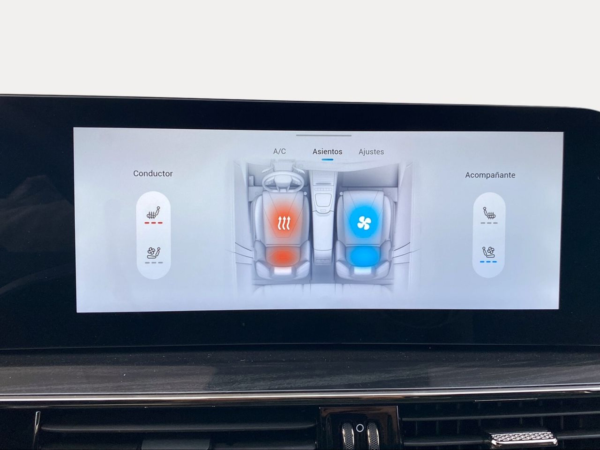 Foto 18 del anuncio Omoda 5 Premium 1.6 TGDI 108kW (145cv)  de Ocasión en Madrid