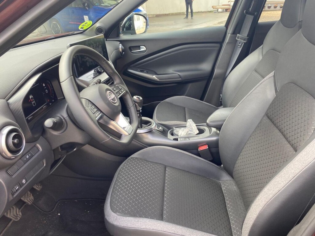 Foto 8 del anuncio Nissan Juke DIG-T 84 kW (114 CV) 6M/T N-Connecta  de Ocasión en Madrid