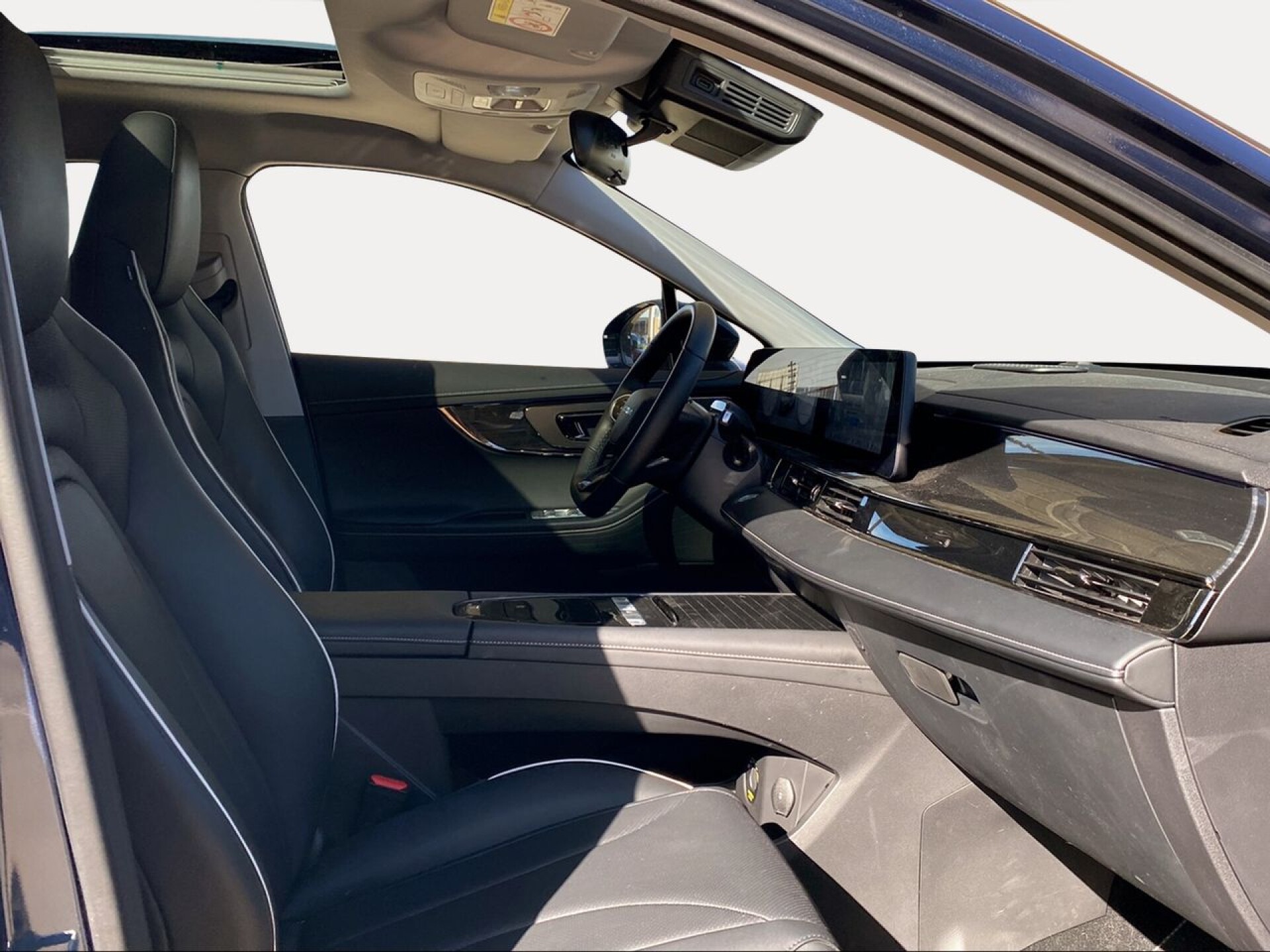 Foto 7 del anuncio Omoda 5 MY25 - Premium 1.6 TGDI 108kW (145cv)  de Ocasión en Madrid