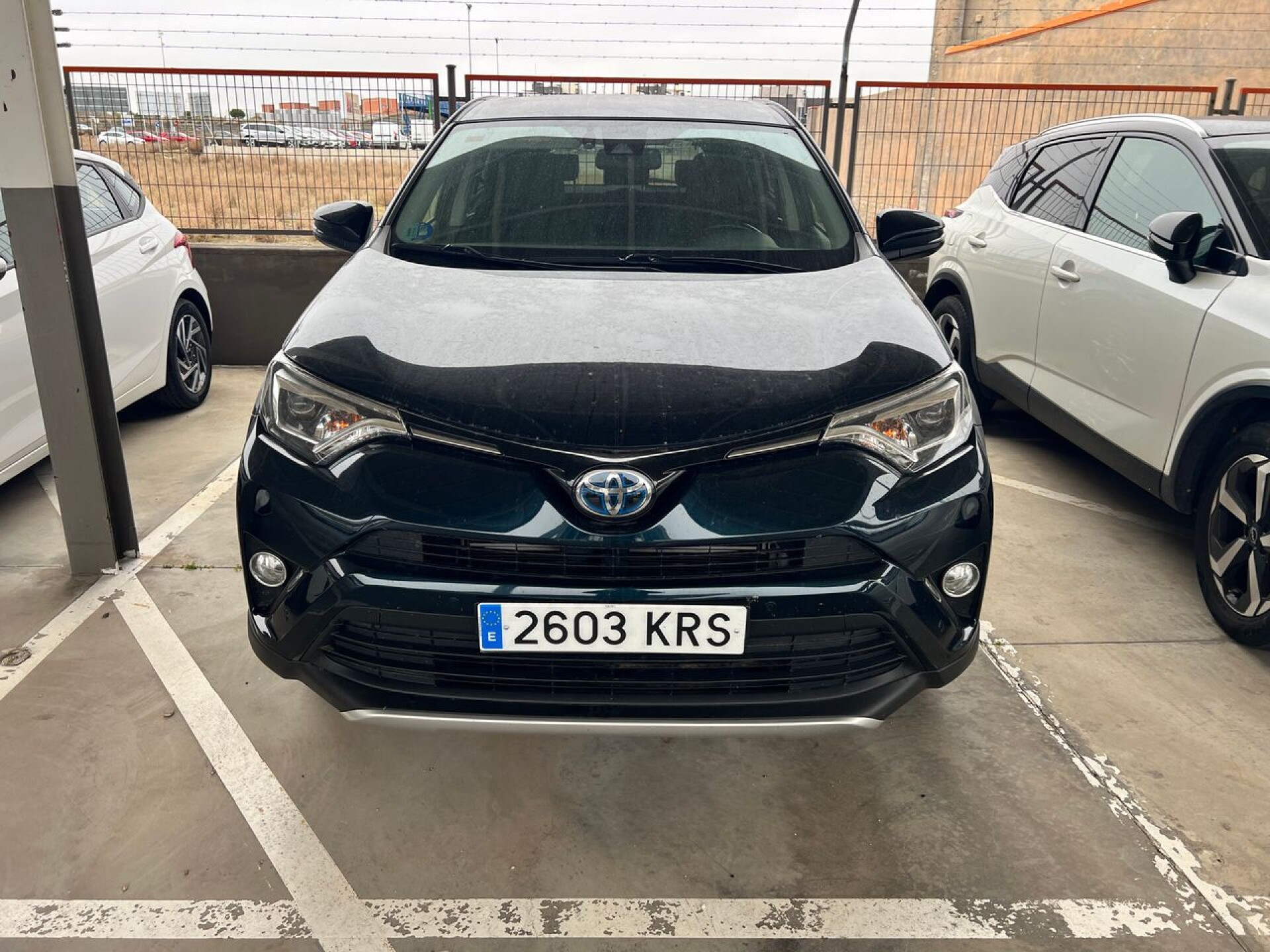 Foto 4 del anuncio Toyota Rav4 2.5l hybrid 2WD Advance  de Ocasión en Madrid