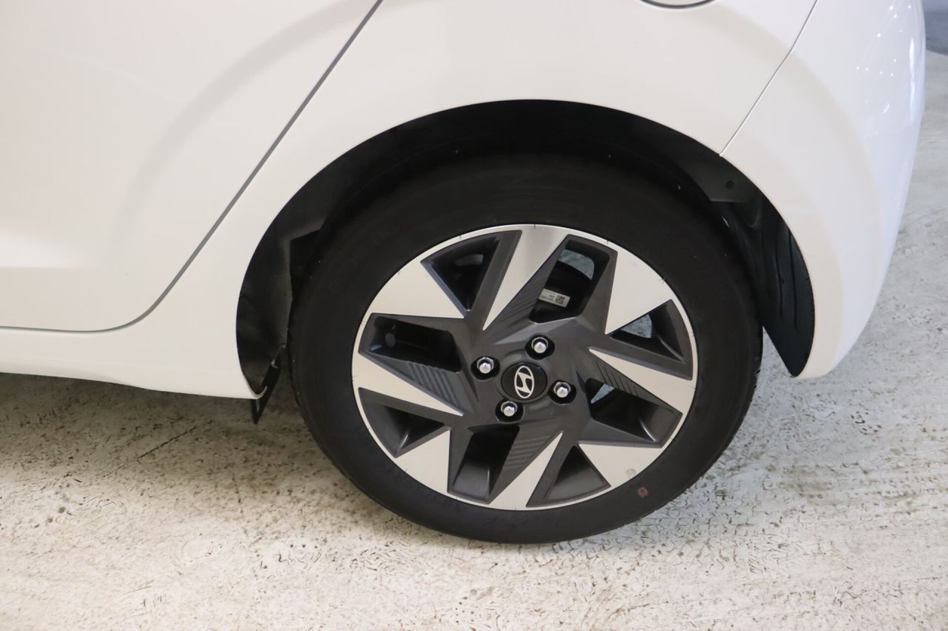 Foto 11 del anuncio Hyundai Kona HEV 1.6GDI 129CV DT N Line  de Ocasión en Madrid