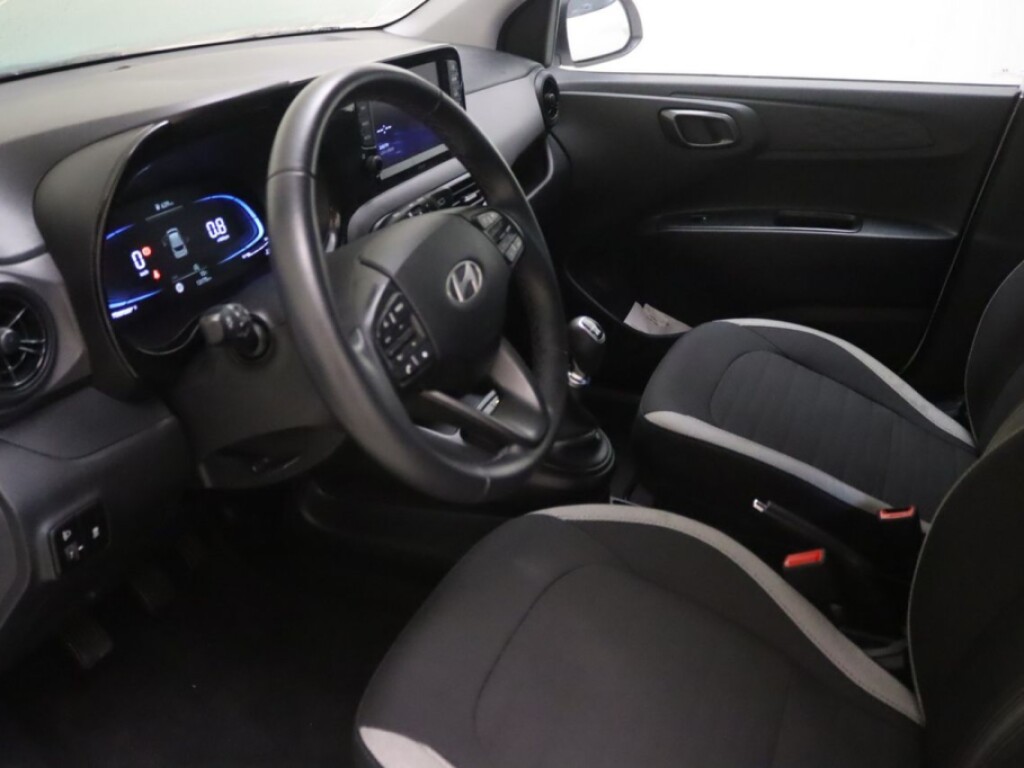 Foto 5 del anuncio Hyundai Kona HEV 1.6GDI 129CV DT N Line  de Ocasión en Madrid