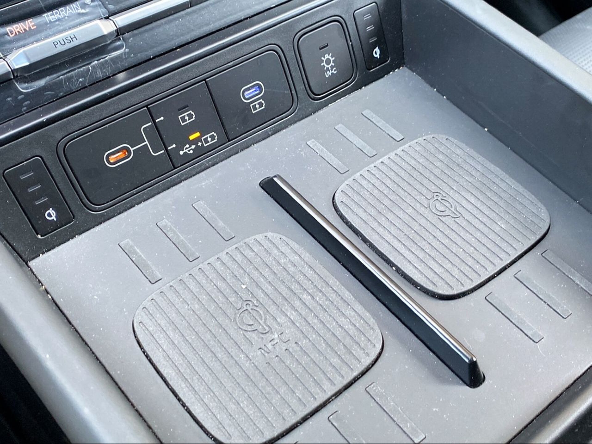 Foto 21 del anuncio Hyundai Santa Fe PHEV 1.6T 253CV 4X4 AT Calligraphy Ll.Di  de Ocasión en Madrid